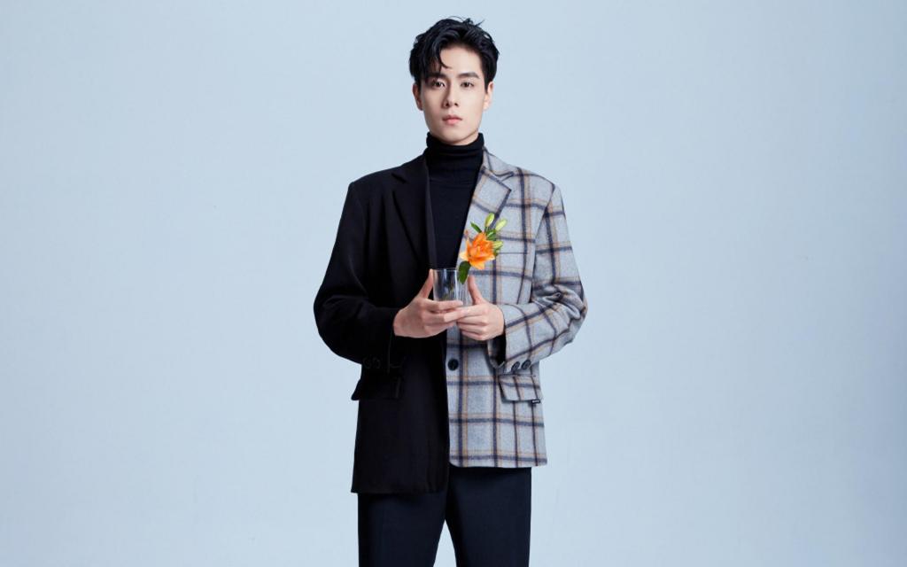 胡一天帅气小鲜肉时尚迷人写真