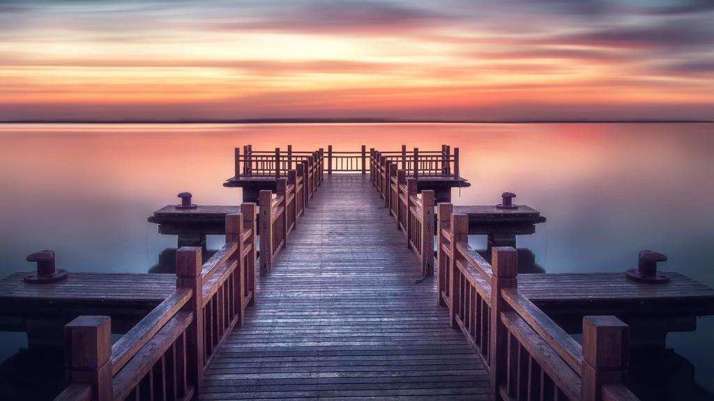 海边的水上栈桥