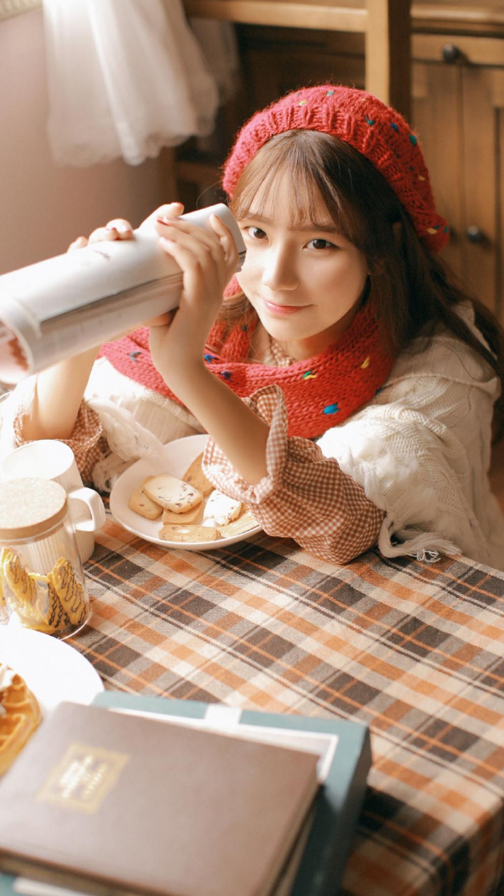 甜美文艺日系美女居家写真