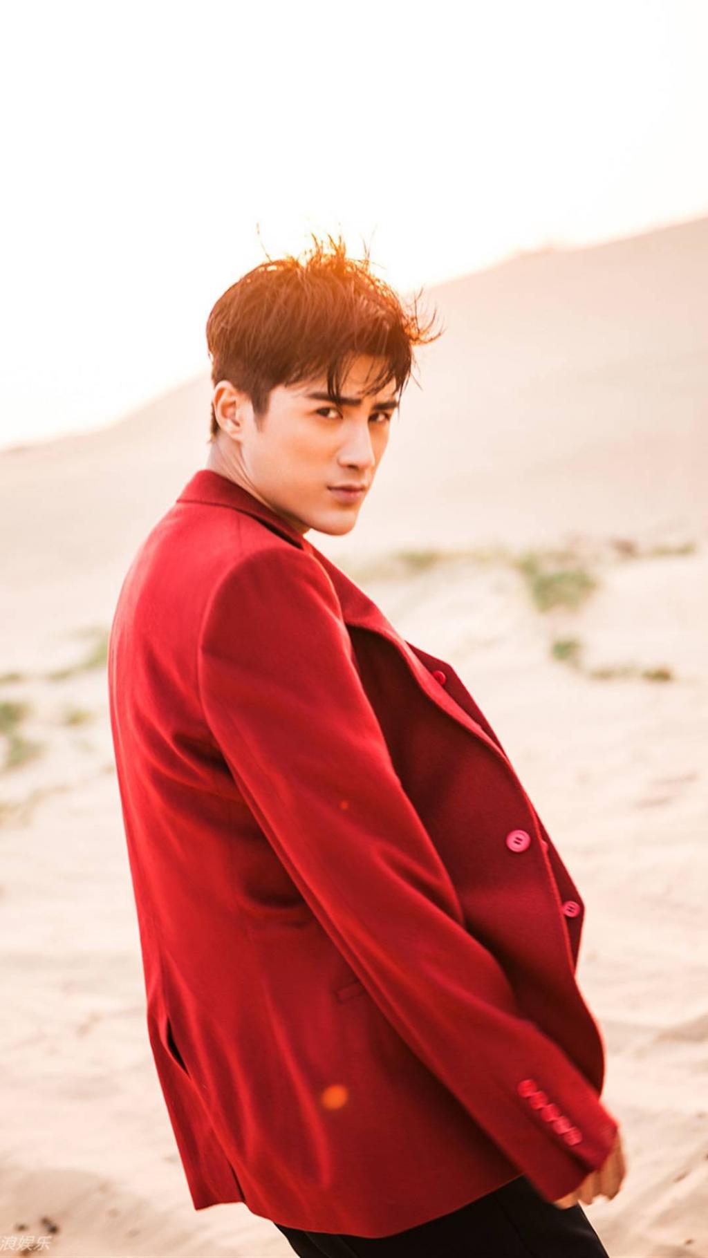 姜潮帅气个性写真