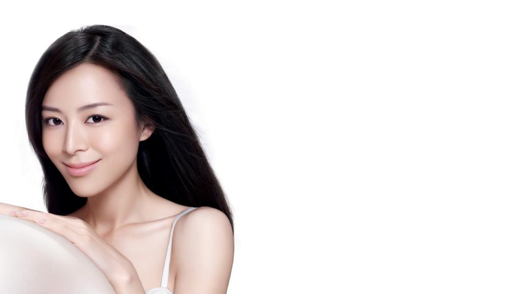 气质女星张静初