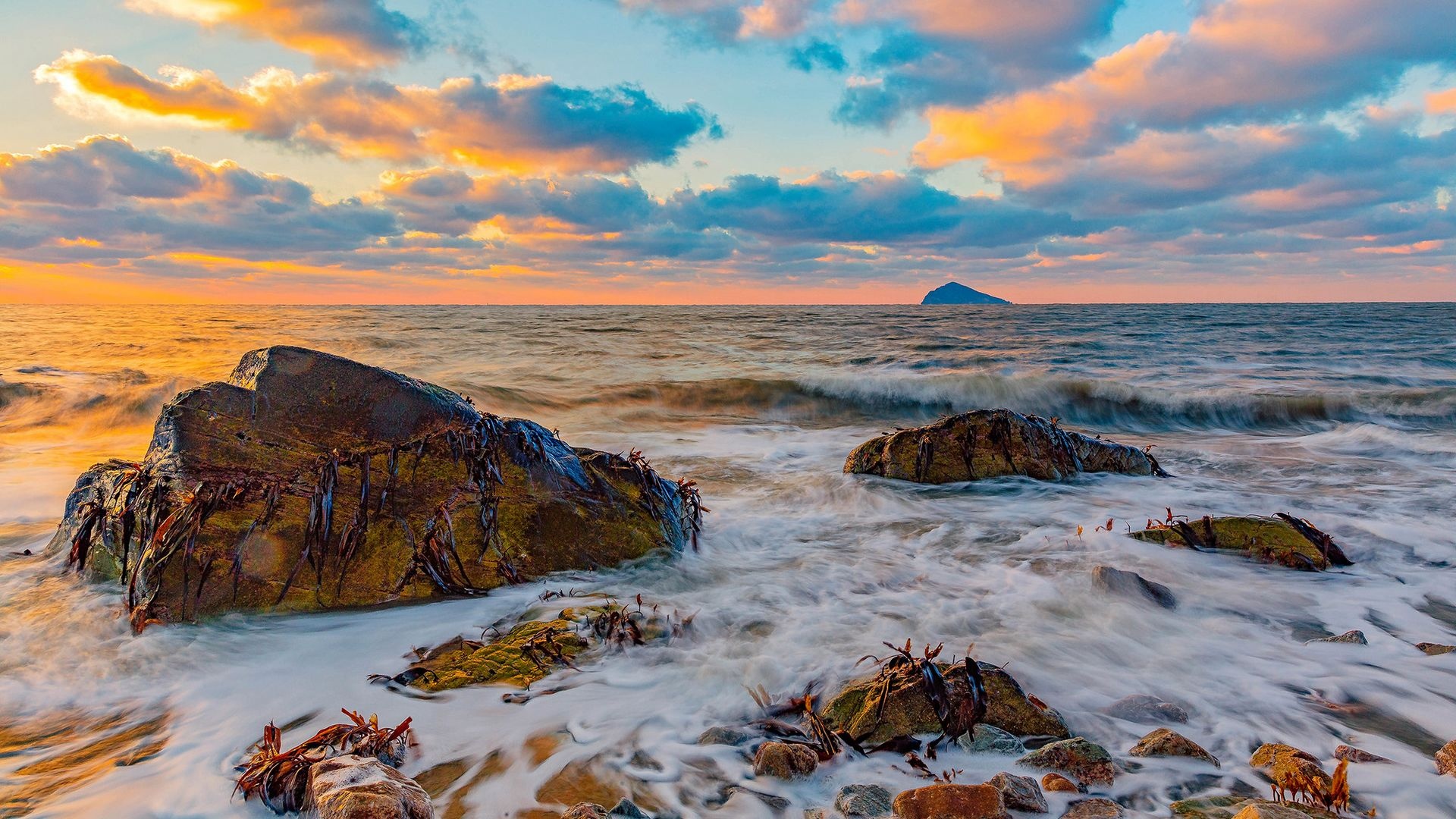 旅顺西湖嘴海边风景