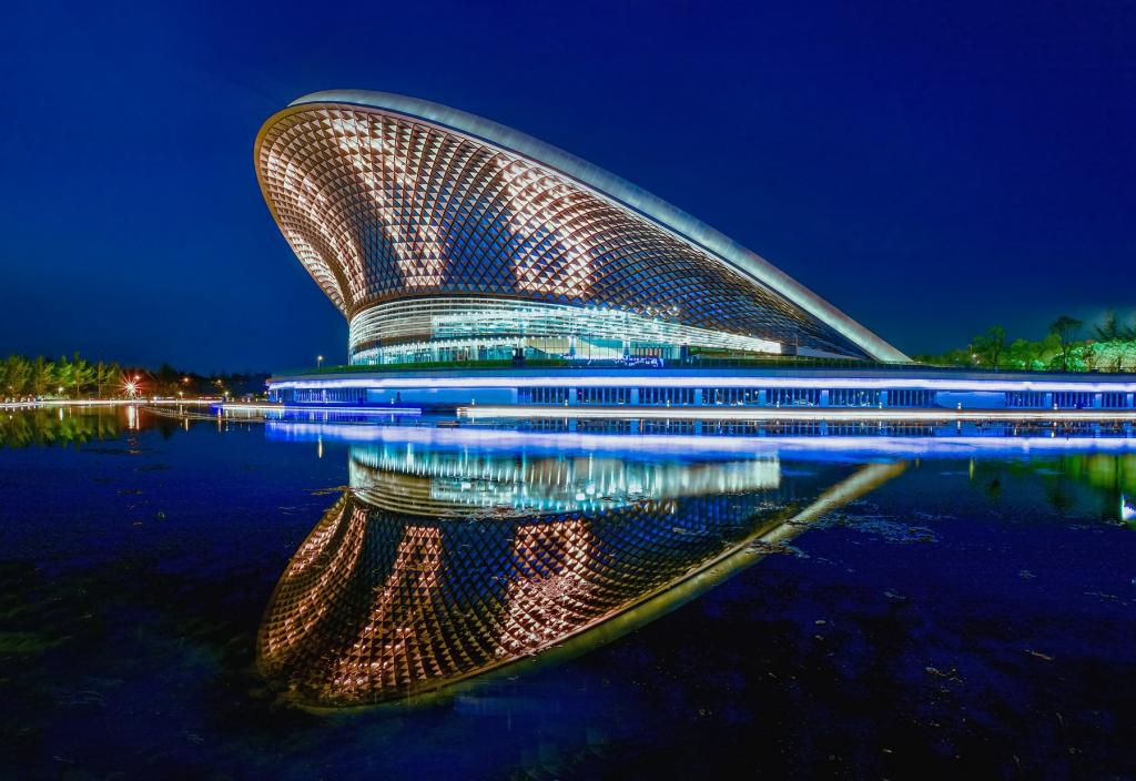 成都凤凰山露天音乐广场美景