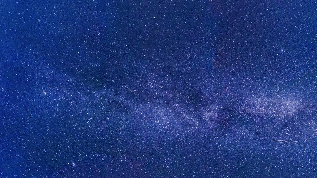 蓝色星空唯美写真