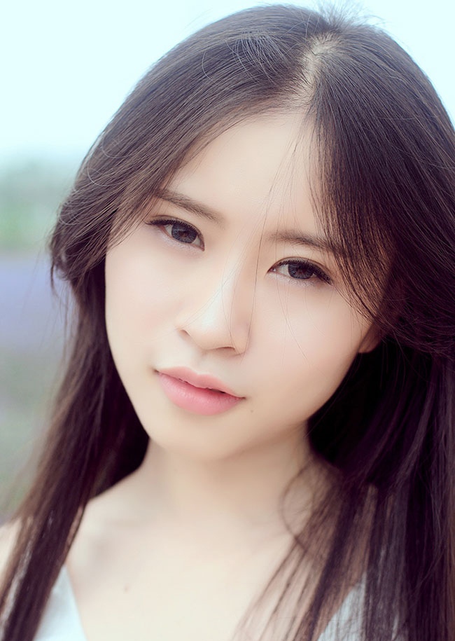 清纯可爱的性感少女写真