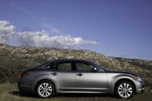 时尚漂亮的英菲尼迪M系汽车