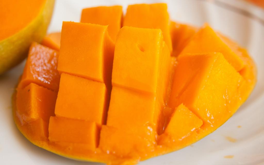 新鲜的芒果果肉