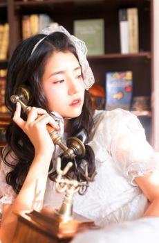 忧郁伤感蕾丝公主裙迷人写真-5