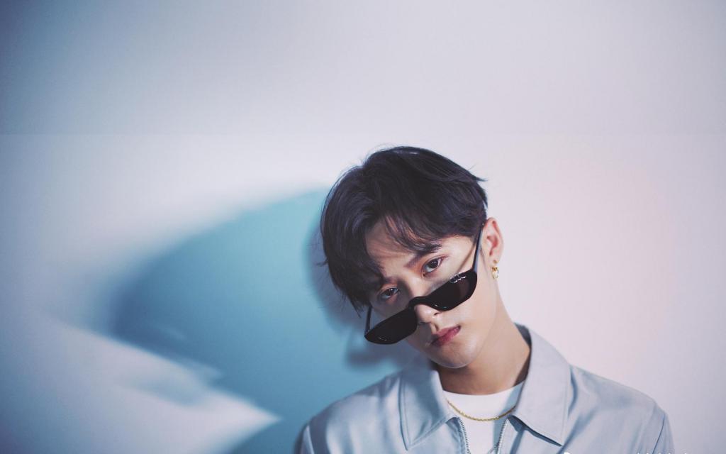 男神檀健次时尚帅气写真