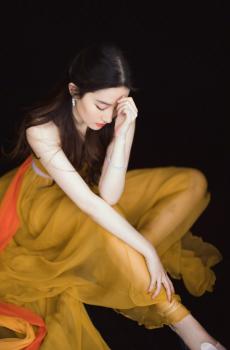 刘亦菲性感迷人写真-1