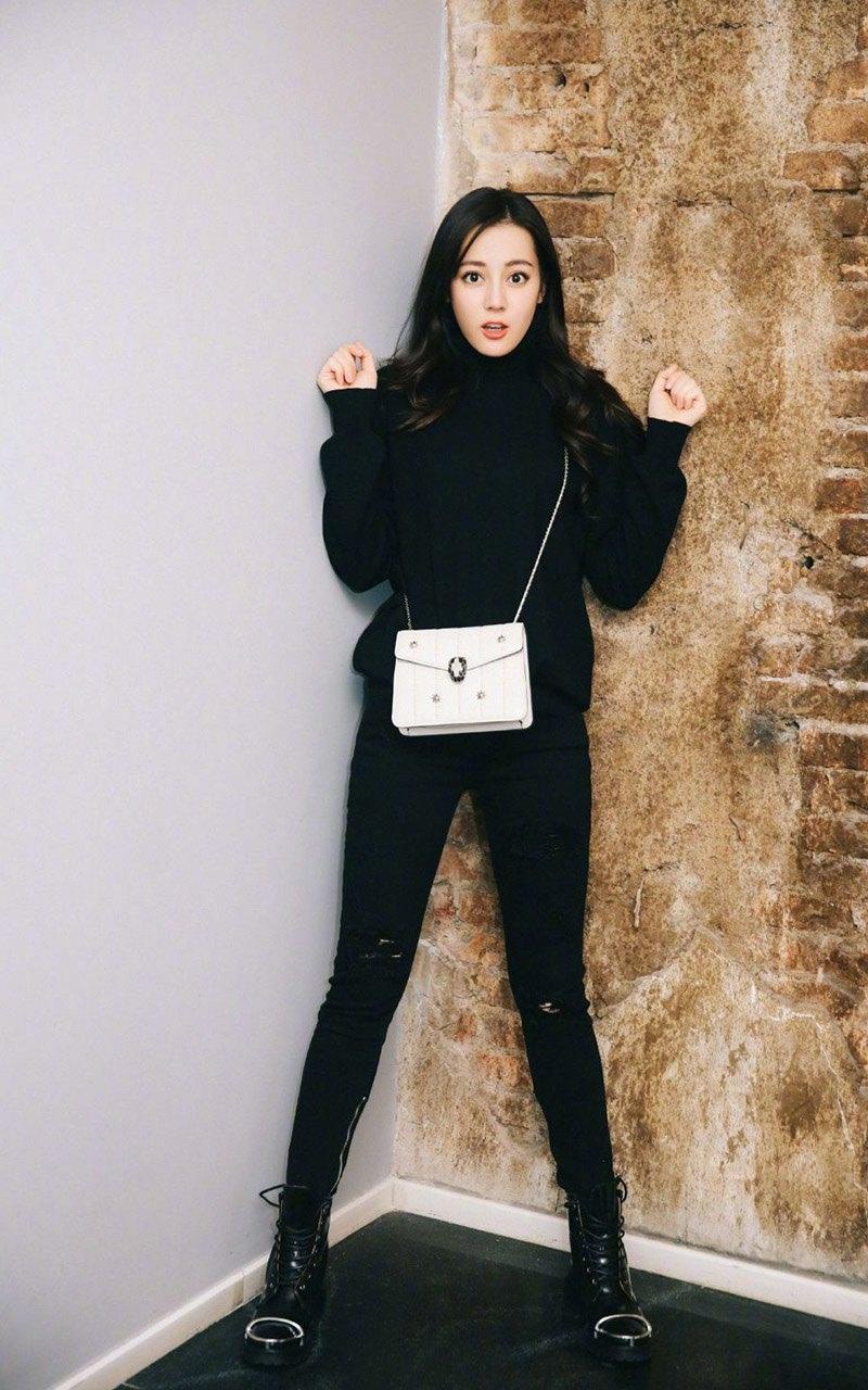 迪丽热巴性感唯美街拍