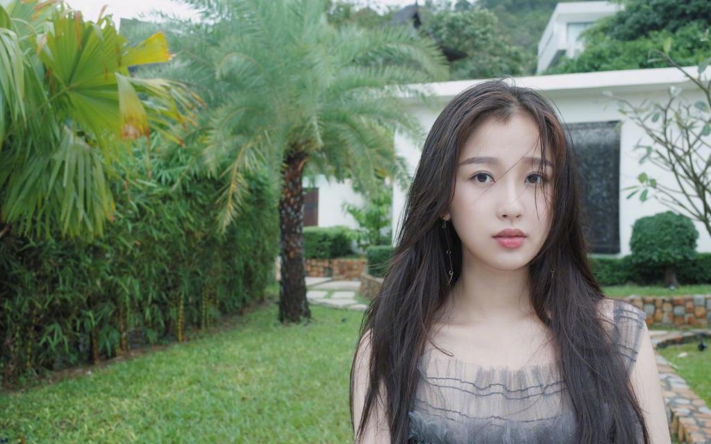 虞书欣时尚小清新写真