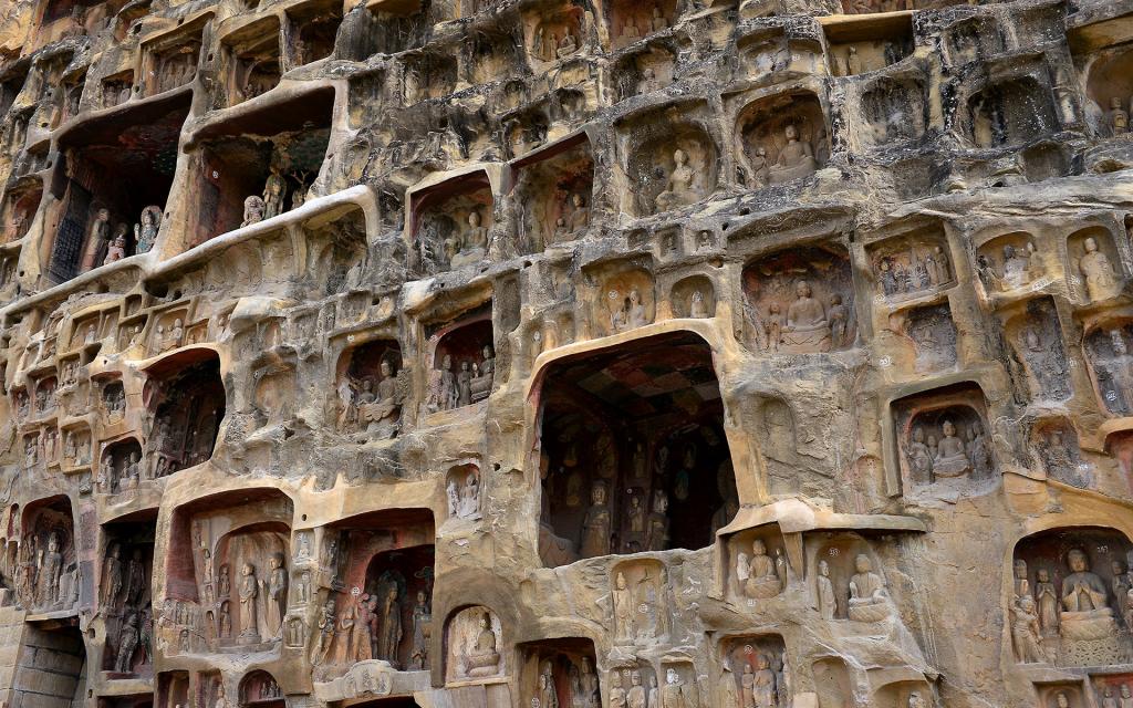 四川广元千佛崖石窟风景区