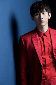 成毅红色绅士写真