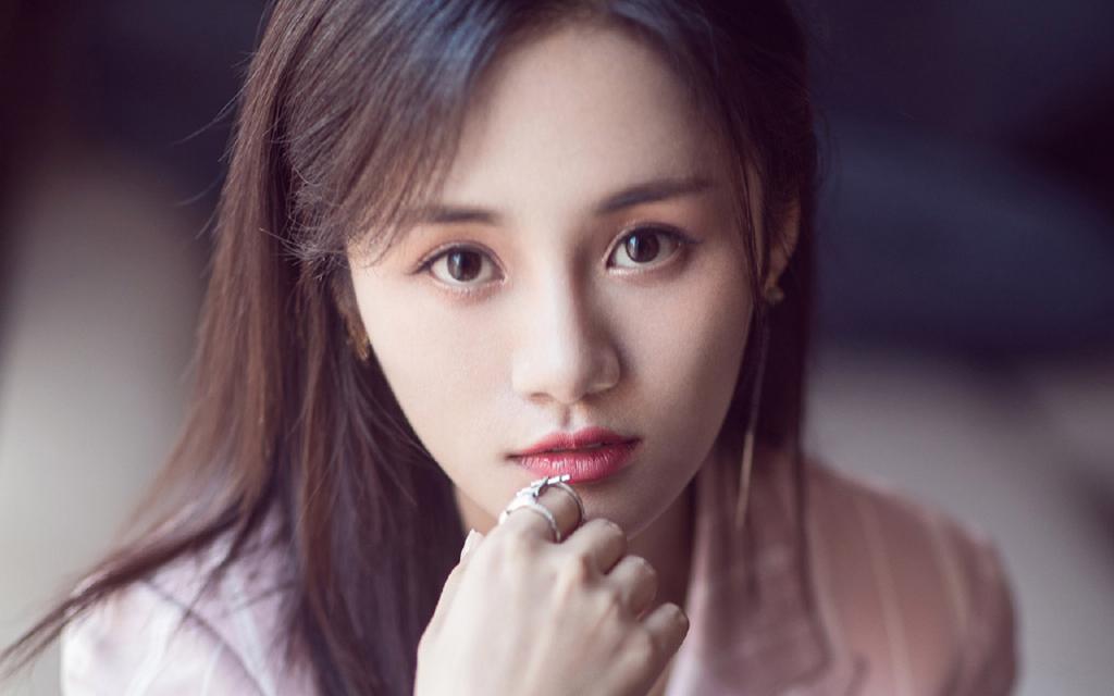 安悦溪的时尚写真