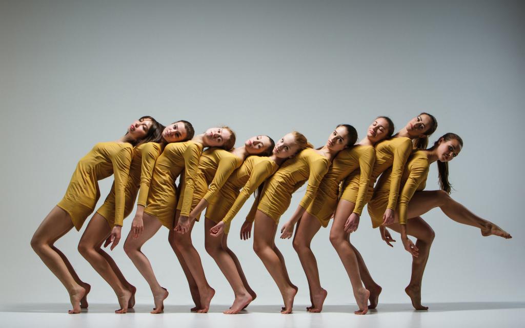 跳芭蕾舞的美女们