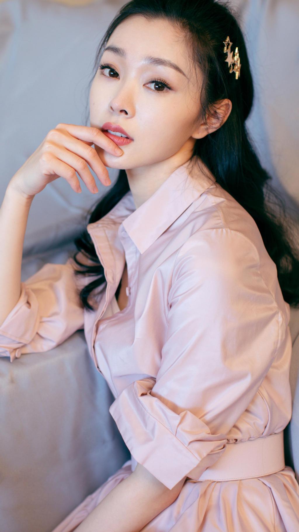 宋轶仙女粉衬衫裙甜美写真