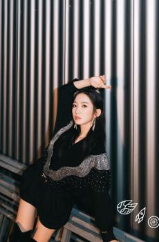 孟美岐时尚写真