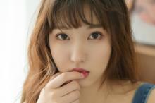 楚楚动人的美女私房写真