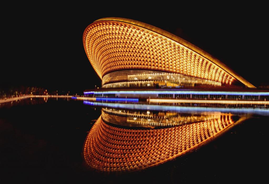 成都凤凰山露天音乐广场美景