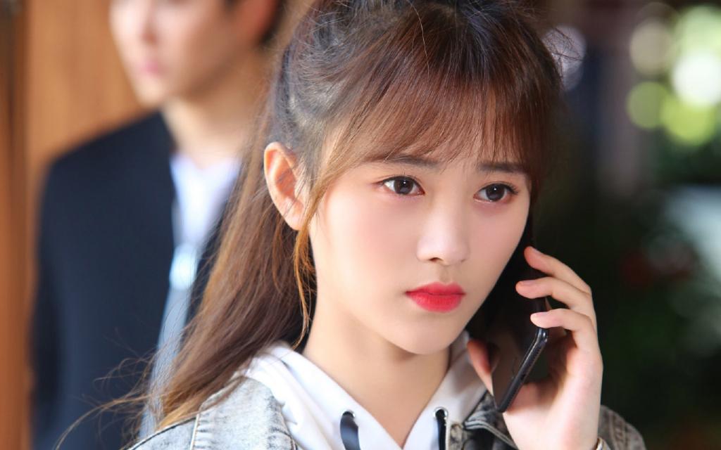 《游泳先生》鞠婧祎剧照