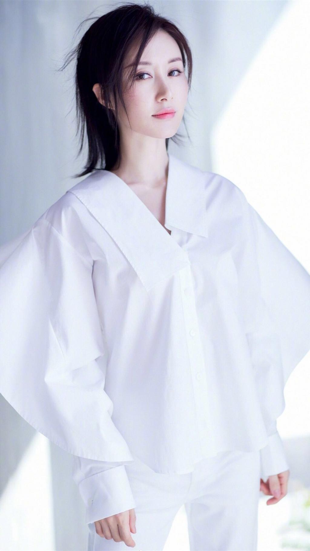 时尚气质舒畅写真