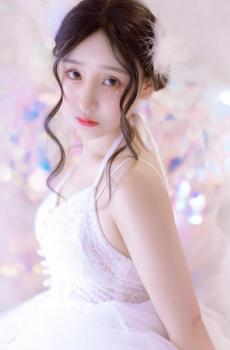 性感妩媚美女白嫩优雅私房迷人写真-3