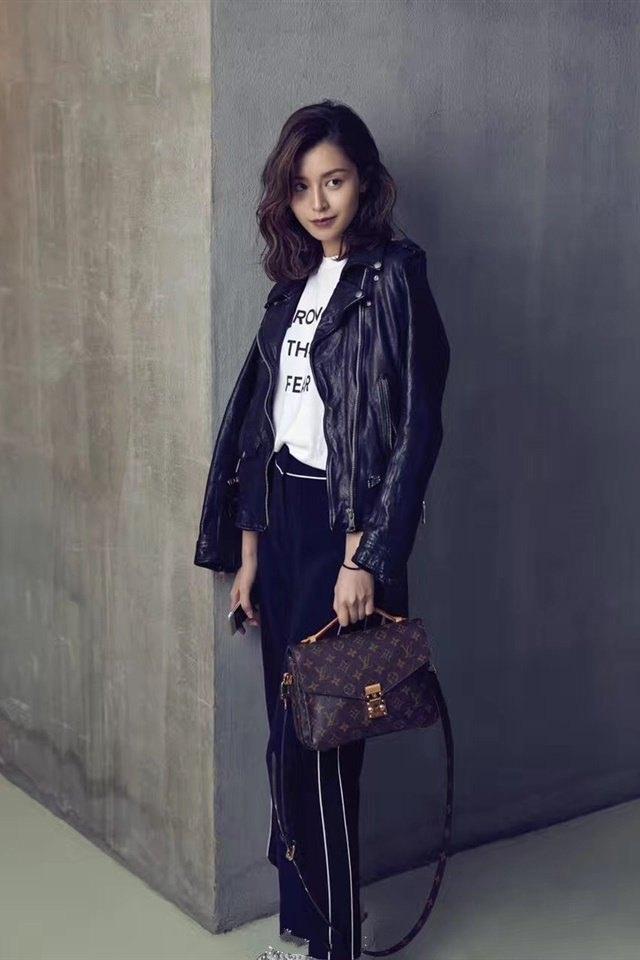 香港女星文咏珊时尚写真