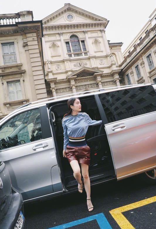 张雪迎高腰短裤性感写真