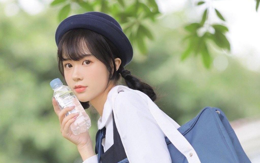 日系小清新美女纯情甜美写真