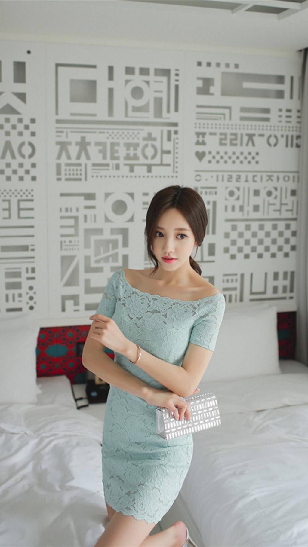 宅男女神气质蕾丝写真