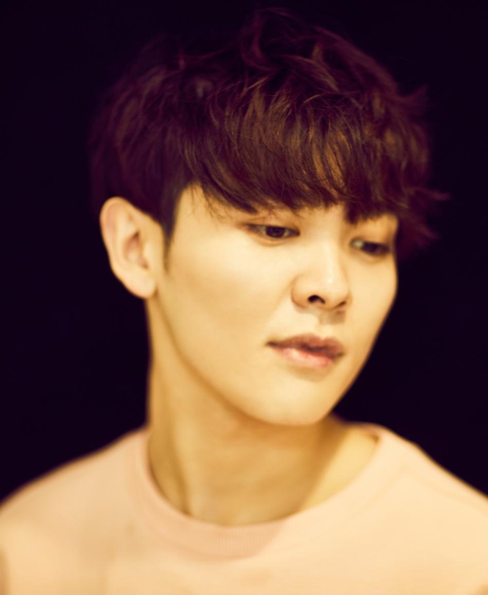 《偶像练习生》尤长婧高清帅气写真