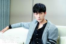 都市爱情片《拜托请你爱我》最新剧照