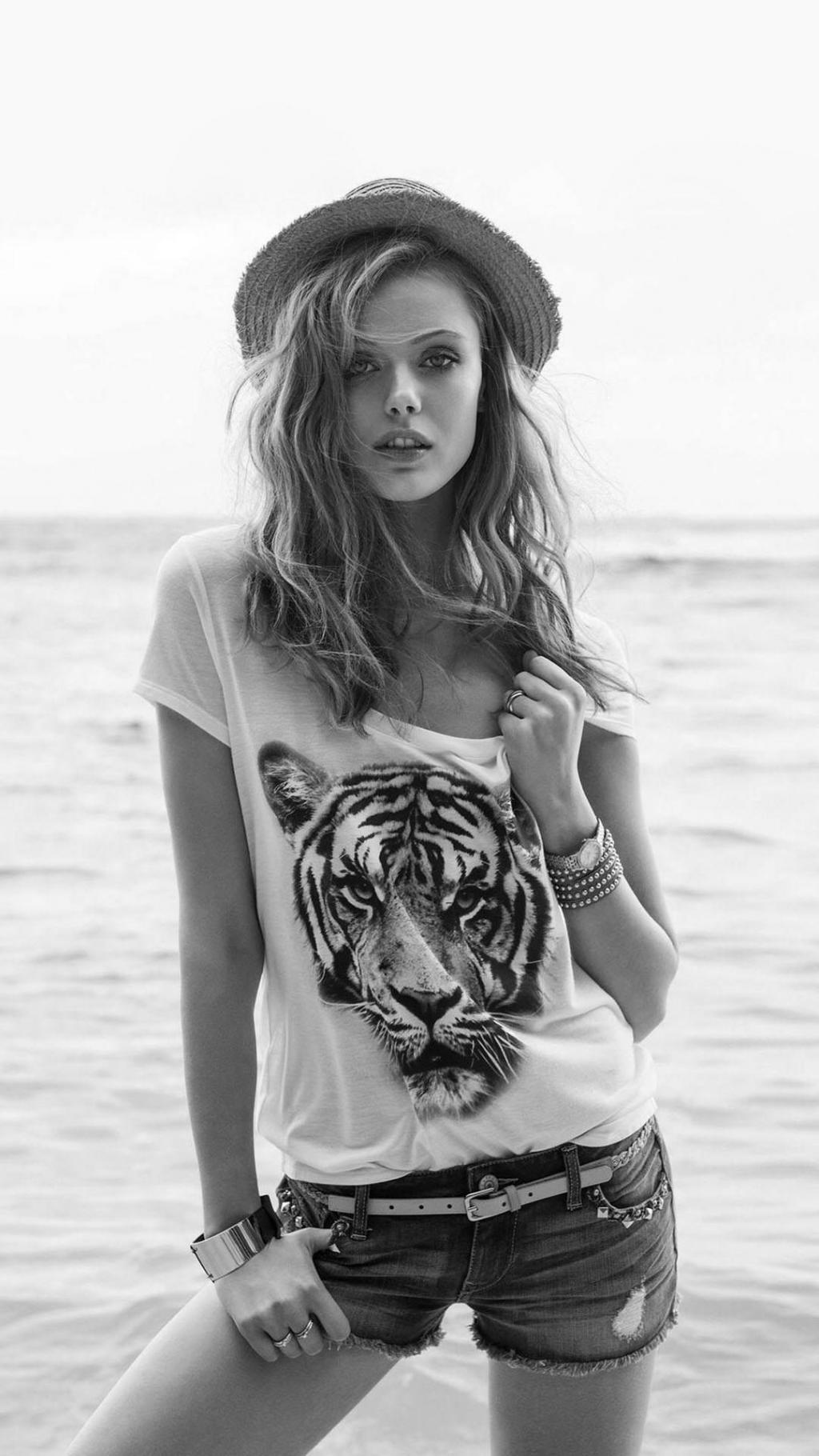 黑白欧美颓废美女