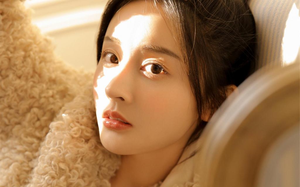 冬日暖阳甜美清新小姐姐气质写真