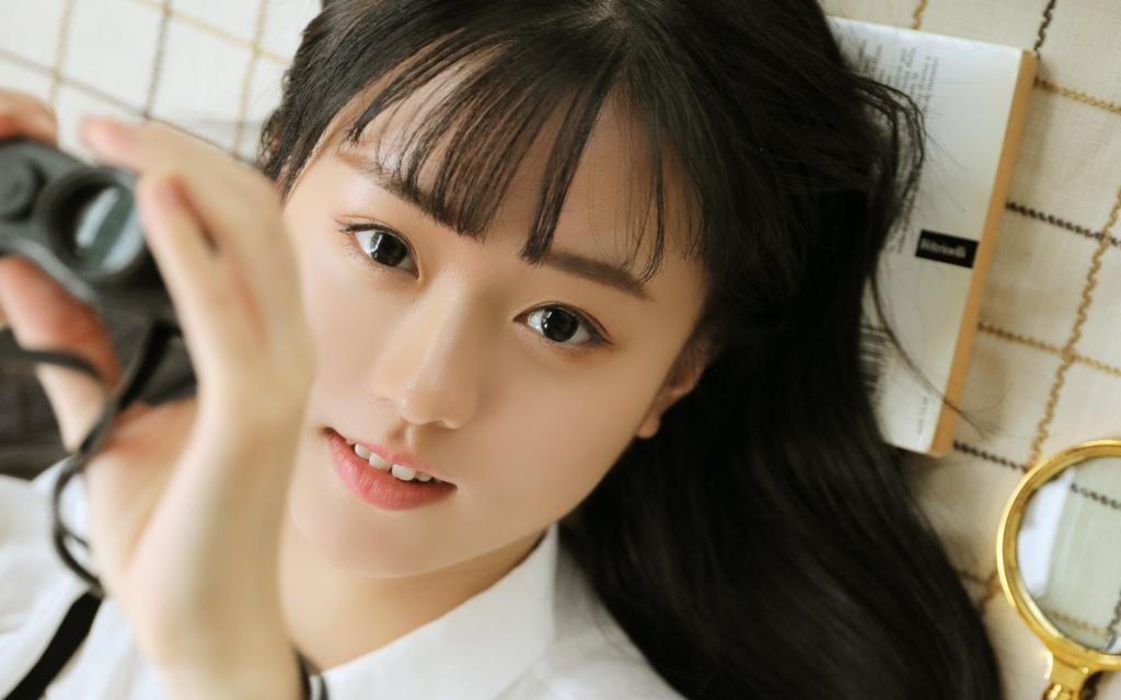 甜美可爱的文艺美女气质写真