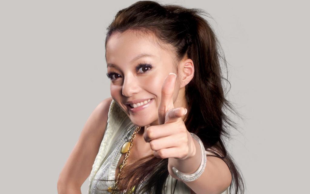 甜美女神张韶涵