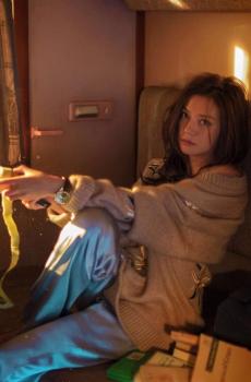 时尚气质女神赵薇休闲写真-2