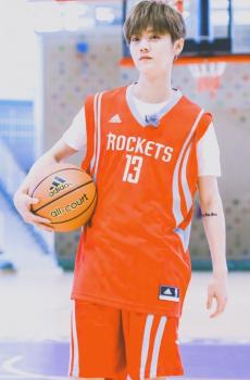 篮球少年鹿晗帅气写真-7