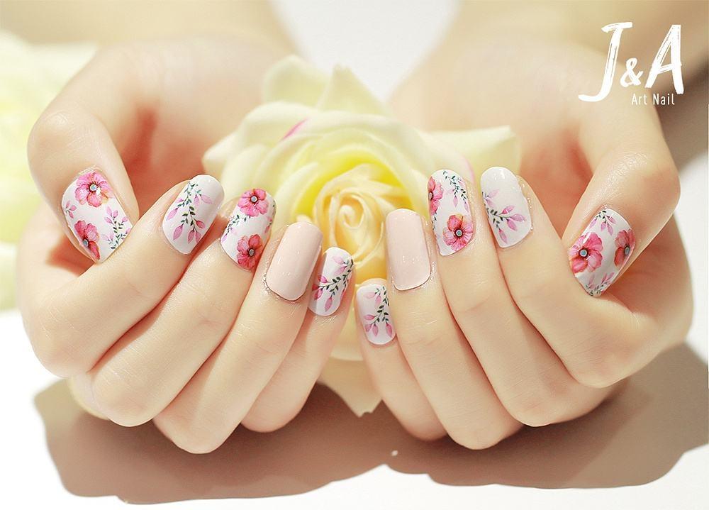 个性好看美甲图案