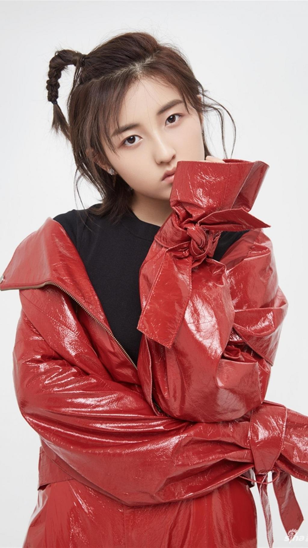 张子枫短裙夏日清凉