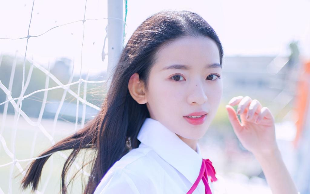 阳光校花美女学生制服写真