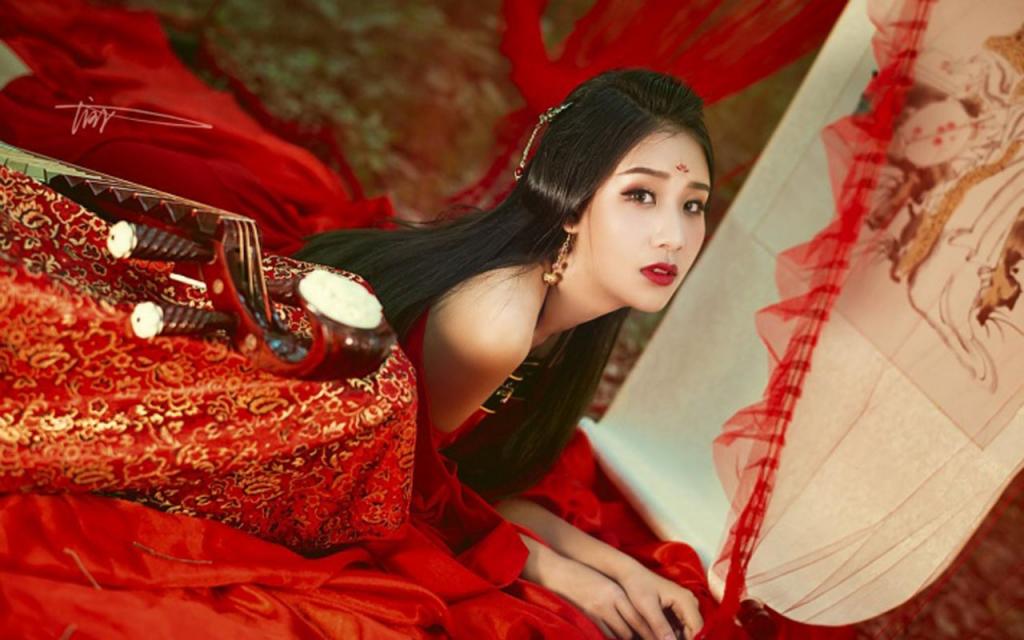 妩媚性感美女古装写真