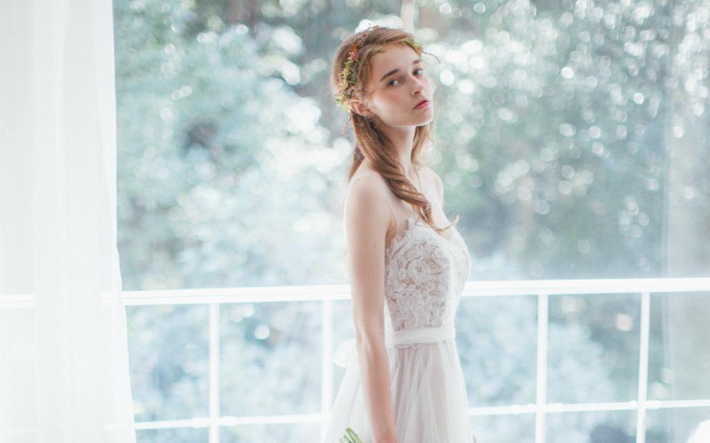 欧洲美女妩媚迷人写真