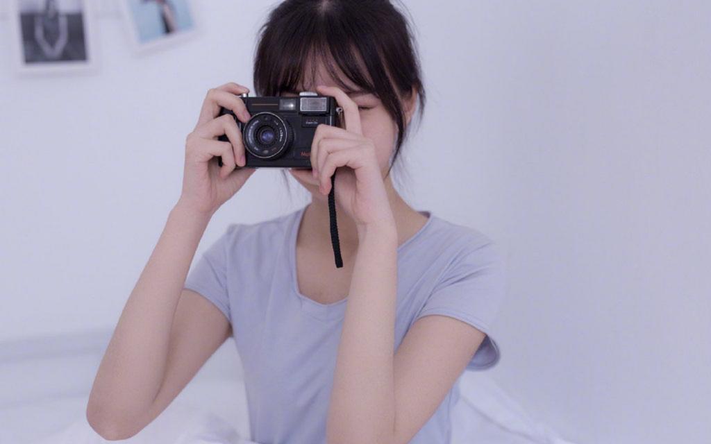 清纯元气美女居家写真