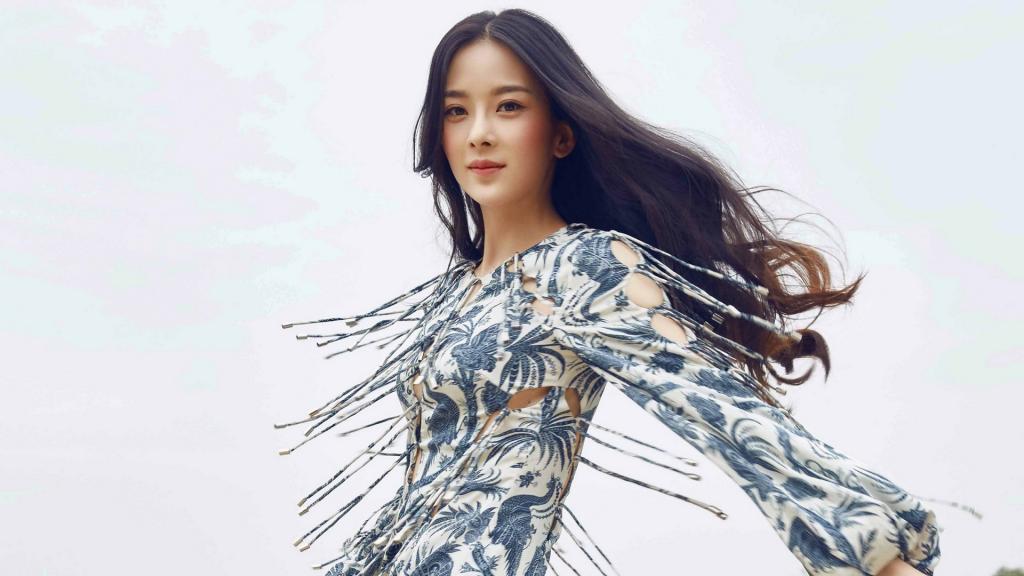 赵韩樱子气质写真