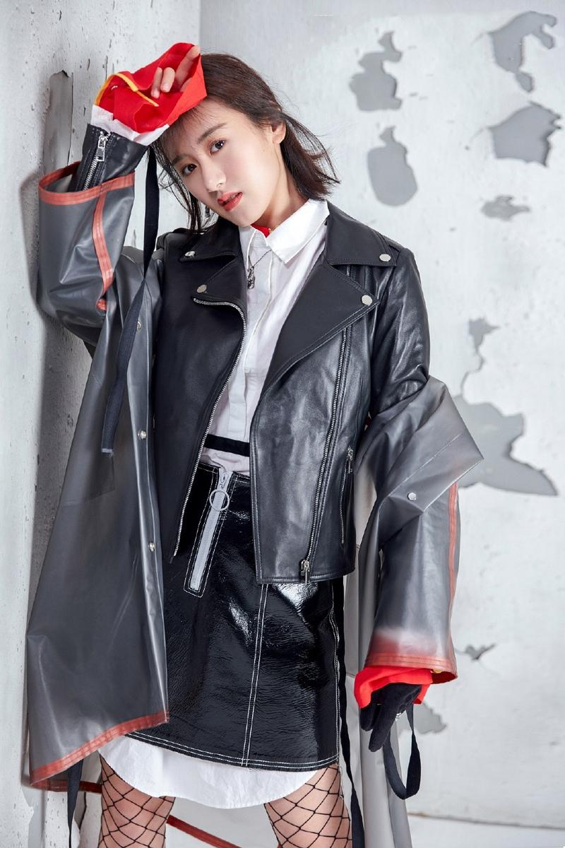 袁冰妍复古摩登时尚写真