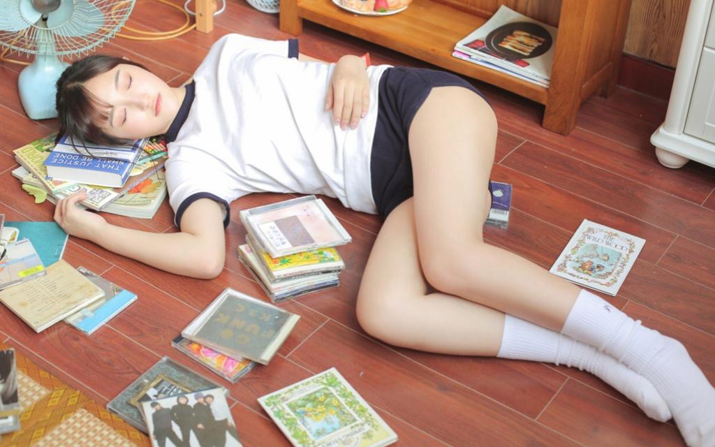 清纯可人少女图片写真