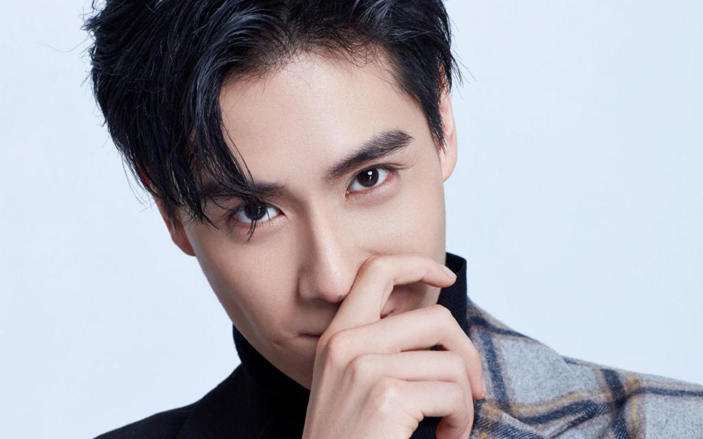 胡一天帅气小鲜肉时尚迷人写真