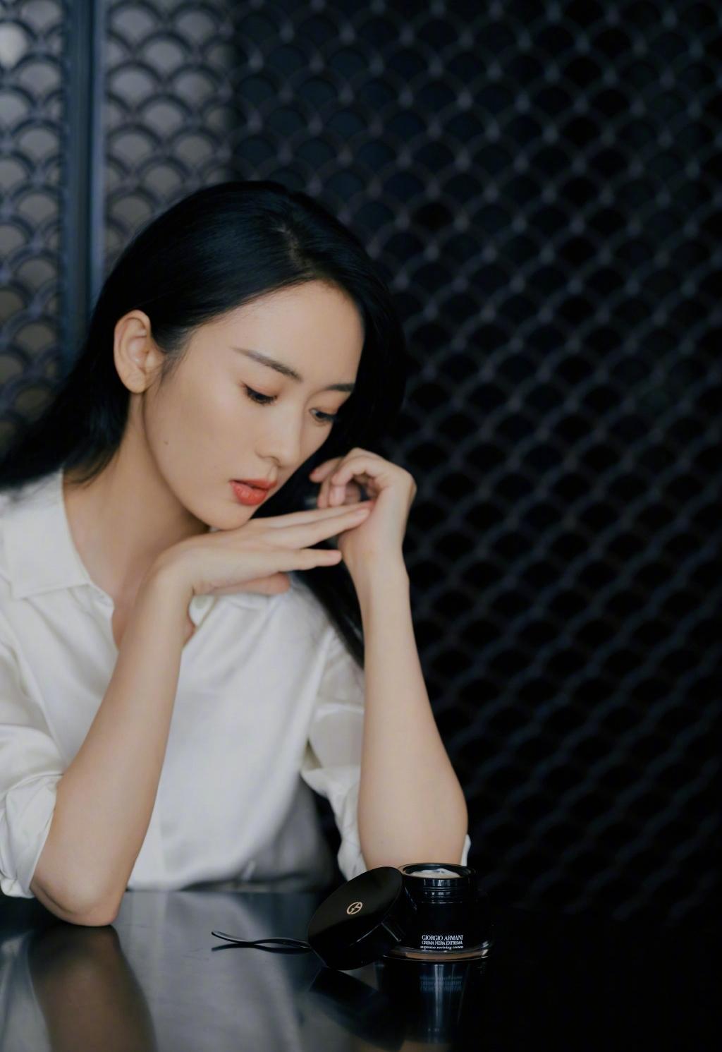 女神童瑶性感知性魅力写真